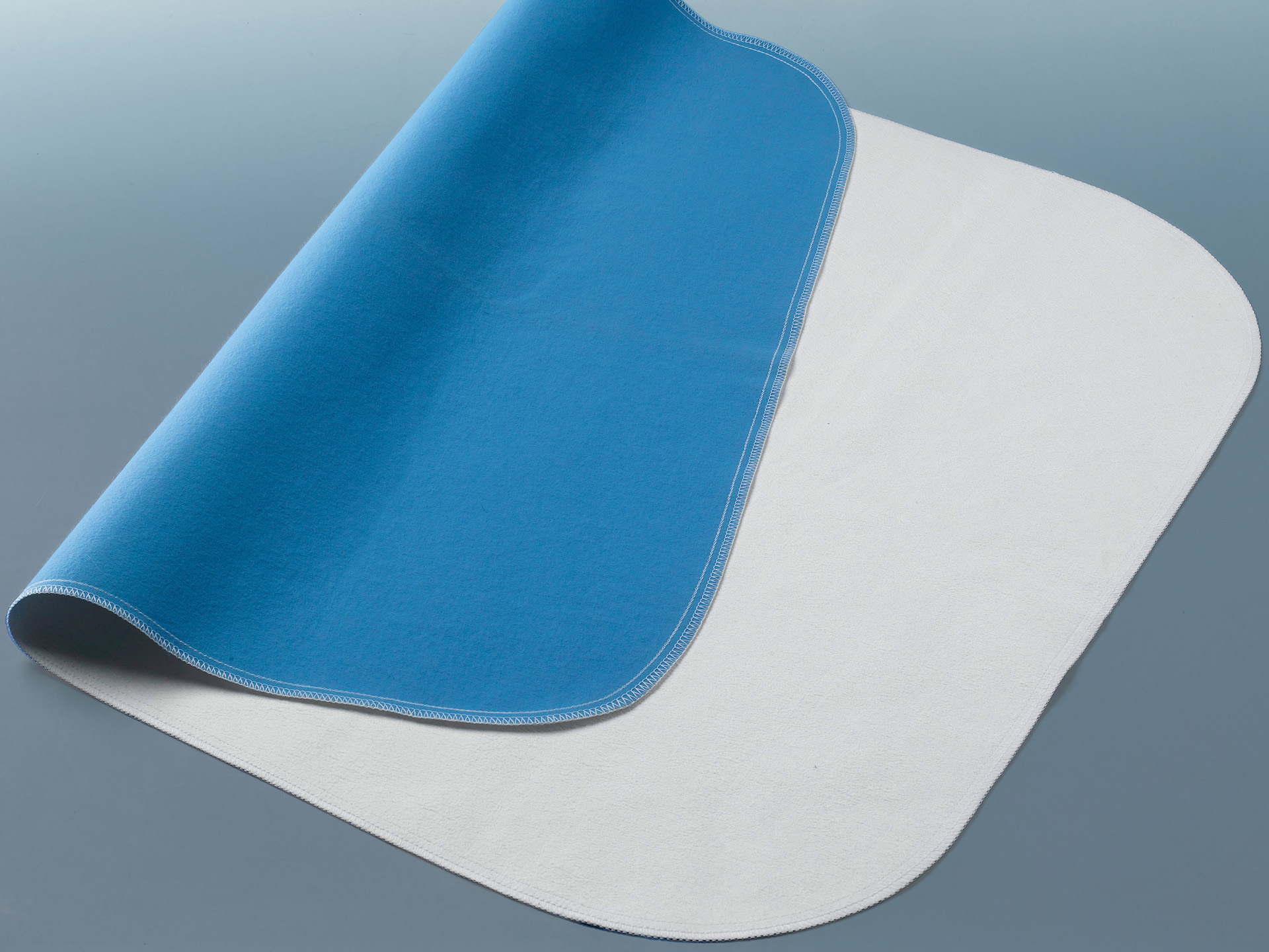 Incontinence pad made of Evolon®