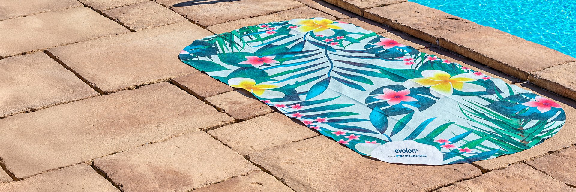 Evolon® beach towel